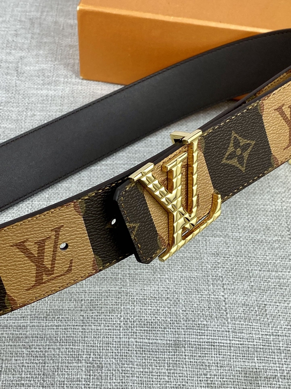 激安ルイヴィトンベルト背面デザイン